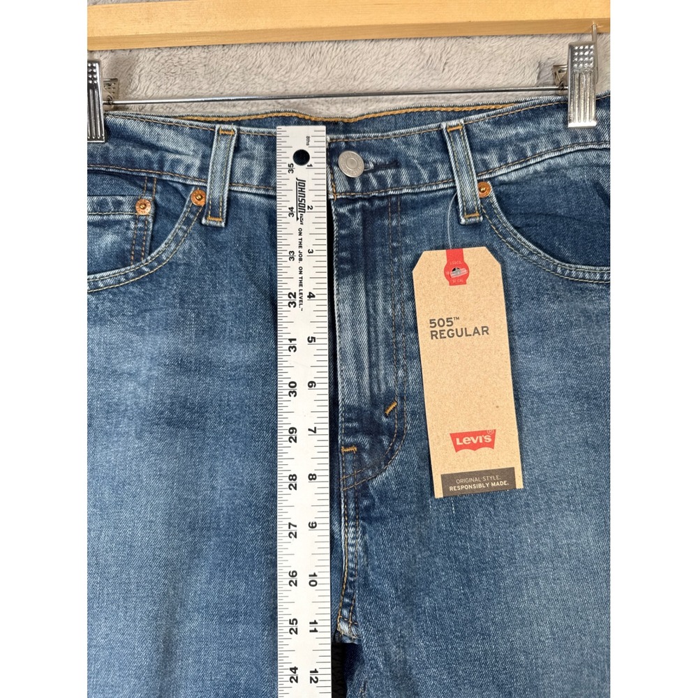 Levis 505 Regular Fit Mens Jeans Size W32 L32 Blue Denim NWT Chore Cowboy Biker - Picture 5 of 7